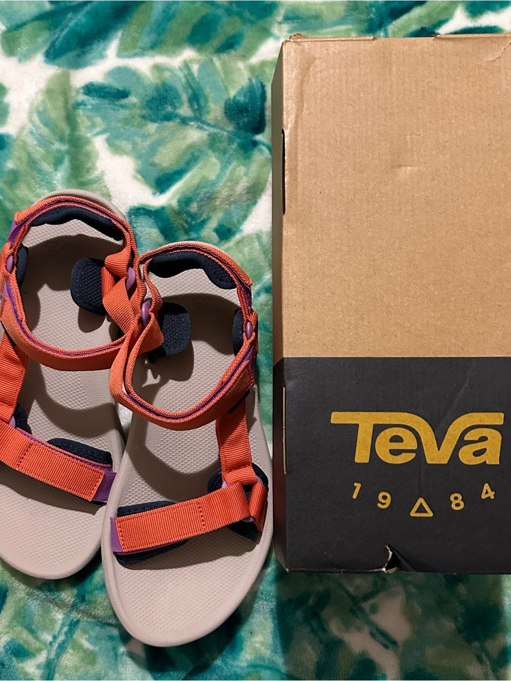 Teva Hydratrek Sandal, Size 8,New